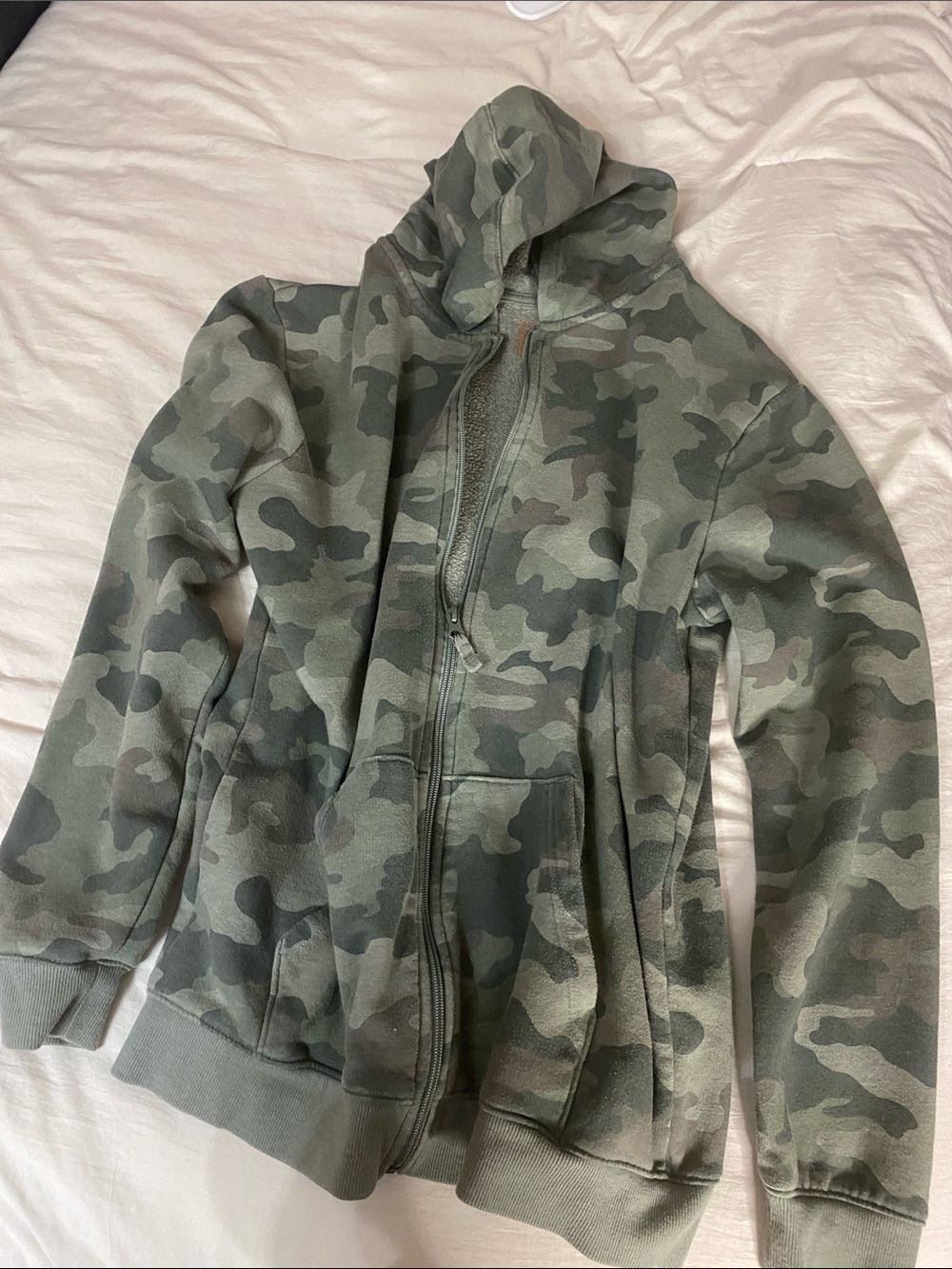 Cat & Jack Green Camouflage Zip-Up Hoodie Jacket-158